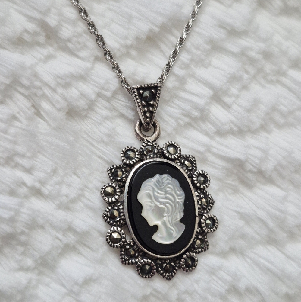 Sterling Silver Marcasite Cameo Pendant - Picture 2 of 6